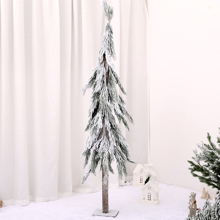 Künstliche schneebedeckte Kieferbaumdekoration