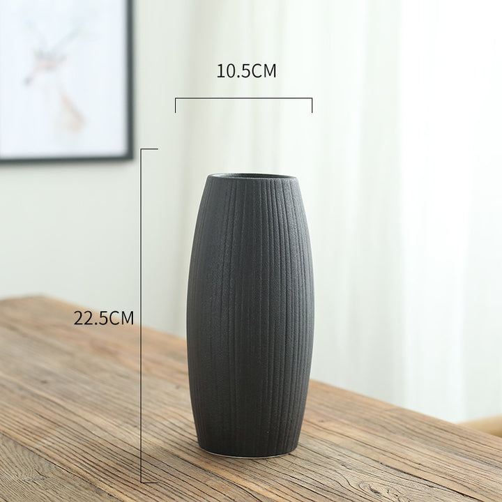 Zeitgenössische schlanke Keramik-Blumenvase