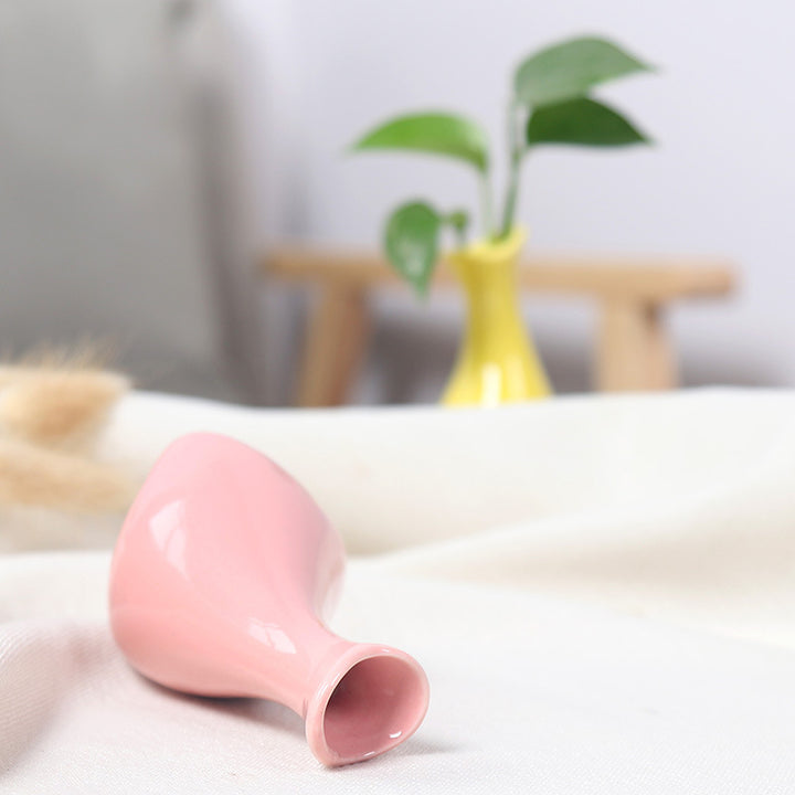 Zeitgenössische Keramik Pflanzenvase Karnz