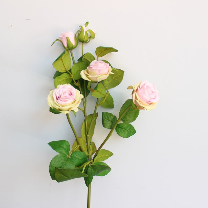 Künstliche Blumen