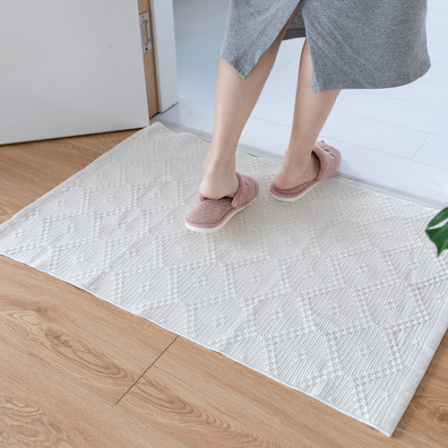 Komfort-Badmatte aus voluminöser Baumwollmischung mit strukturiertem Diamant-Tuft und rutschfester Latexrücken