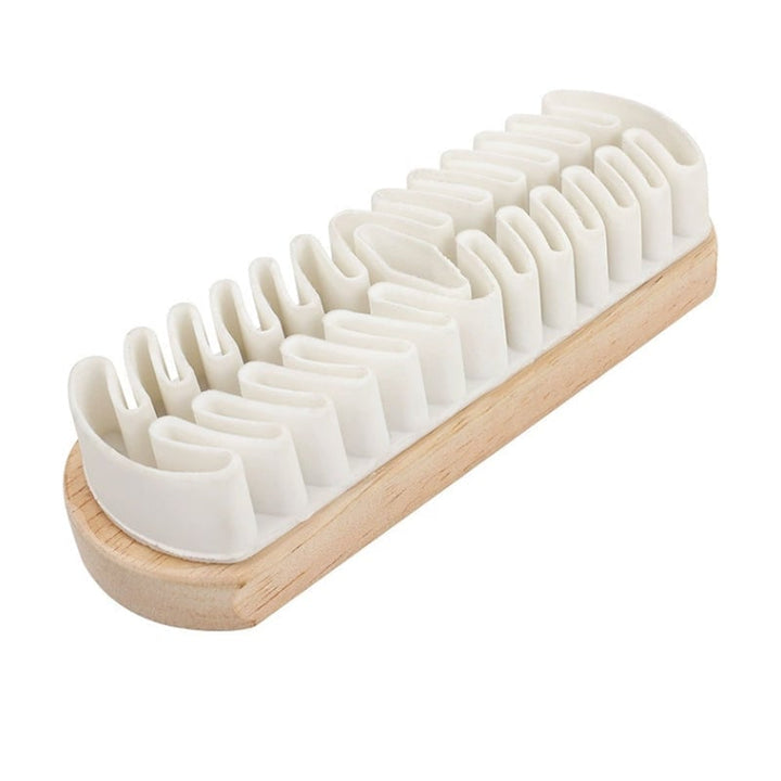 Velora Premium Brush — Bring deine Wildlederschuhe zum Strahlen, ganz ohne Chemie! | Karnz