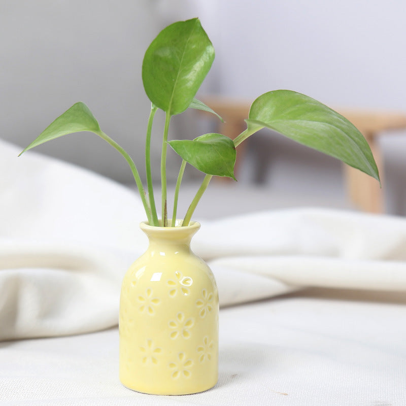 Charmante Keramik-Bud-Vase Karnz