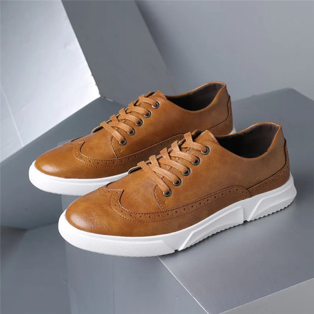 Leder Brogue Sneaker mit Gummisohle