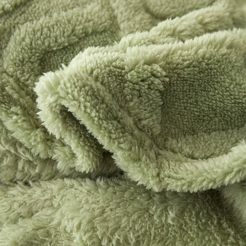 Luxurious lambswool blanket for the bedroom Karnz