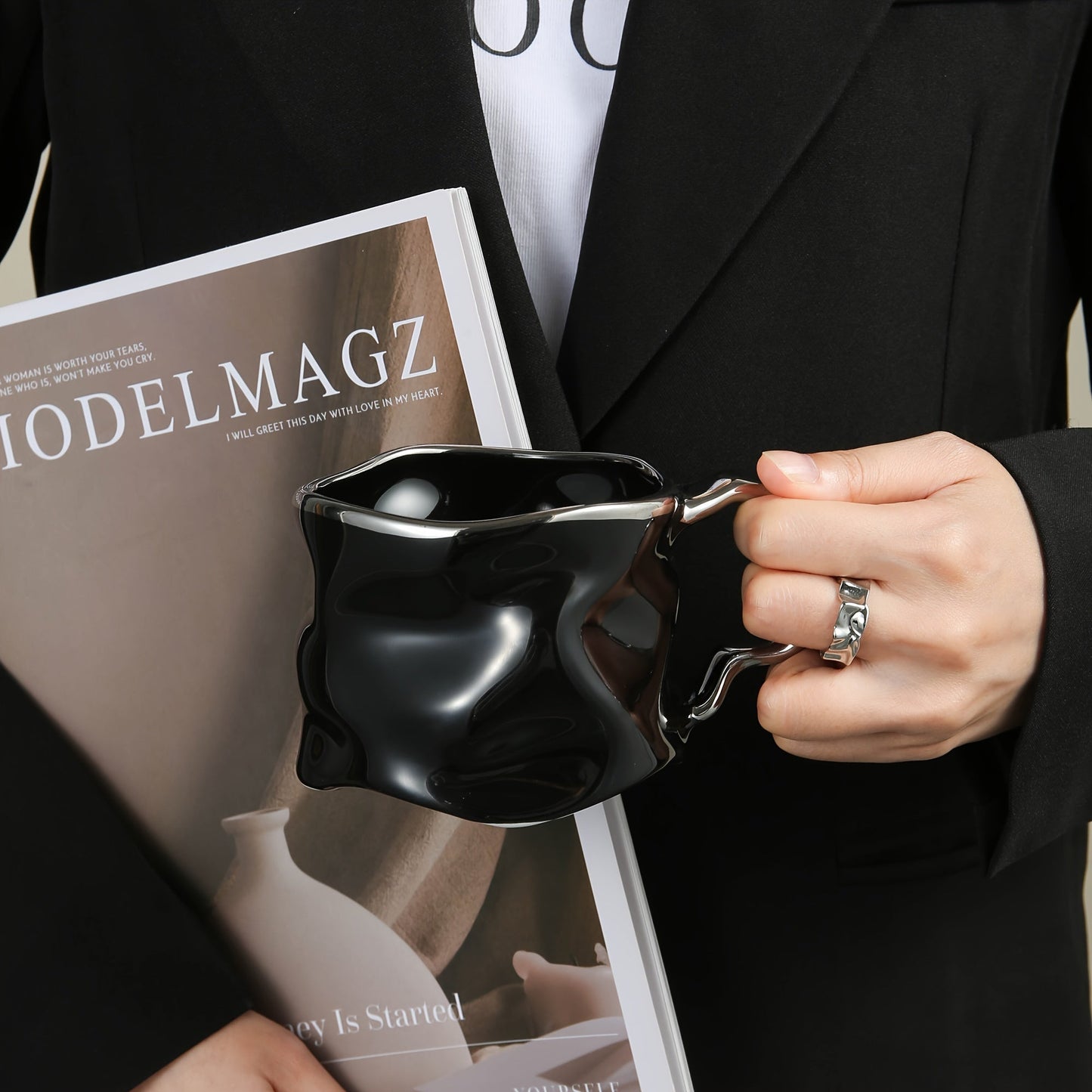 CreArt Becher – Handgemachte Keramiktasse mit einzigartigem zerknitterten Design | Karnz