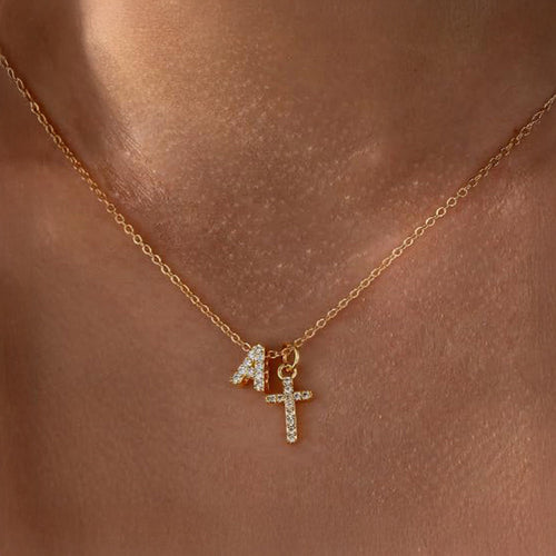 Karnz | Zarte Diamant Initial & Kreuz Halskette