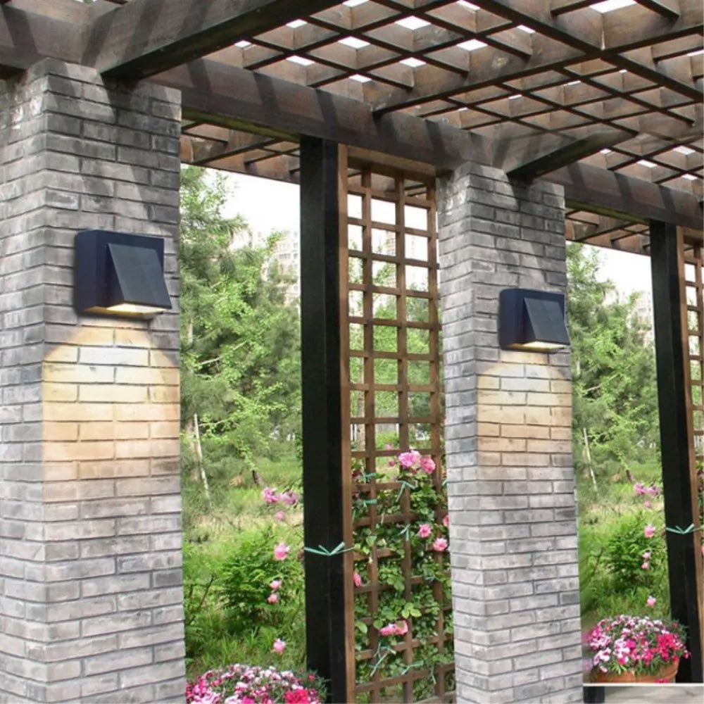 Moderne Außen Wandleuchte – Wetterfeste LED Wandlampe für Garten und Terrasse | Karnz