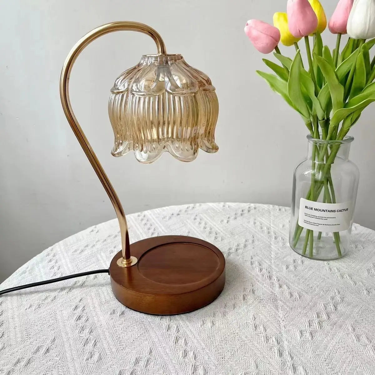 AntiqueAura – Retro-Nachttischlampe | Vintage-Stil für nostalgische Atmosphäre