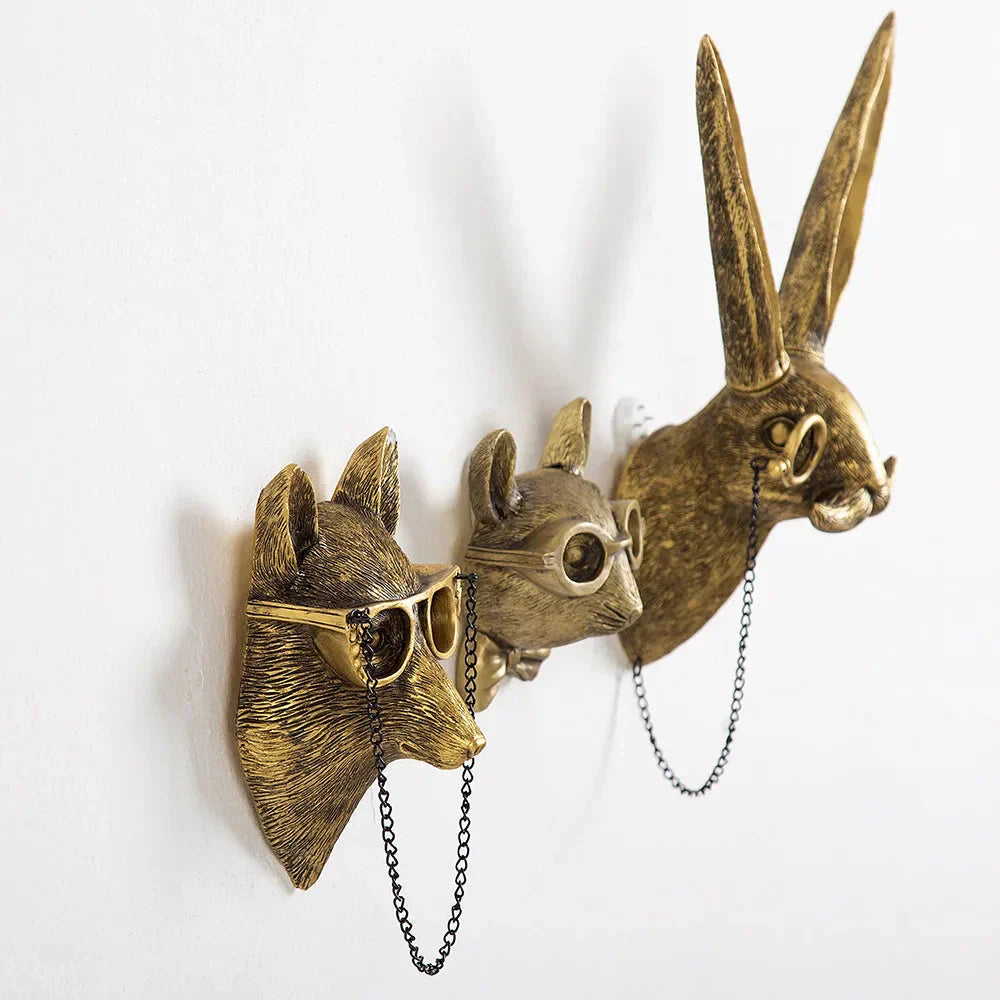 Antiker Tieranhänger aus Kunstharz in Bronzeoptik, goldener Hirschkopf, Wandhaken, Hintergrund-Wandaccessoires, dekorative Figuren