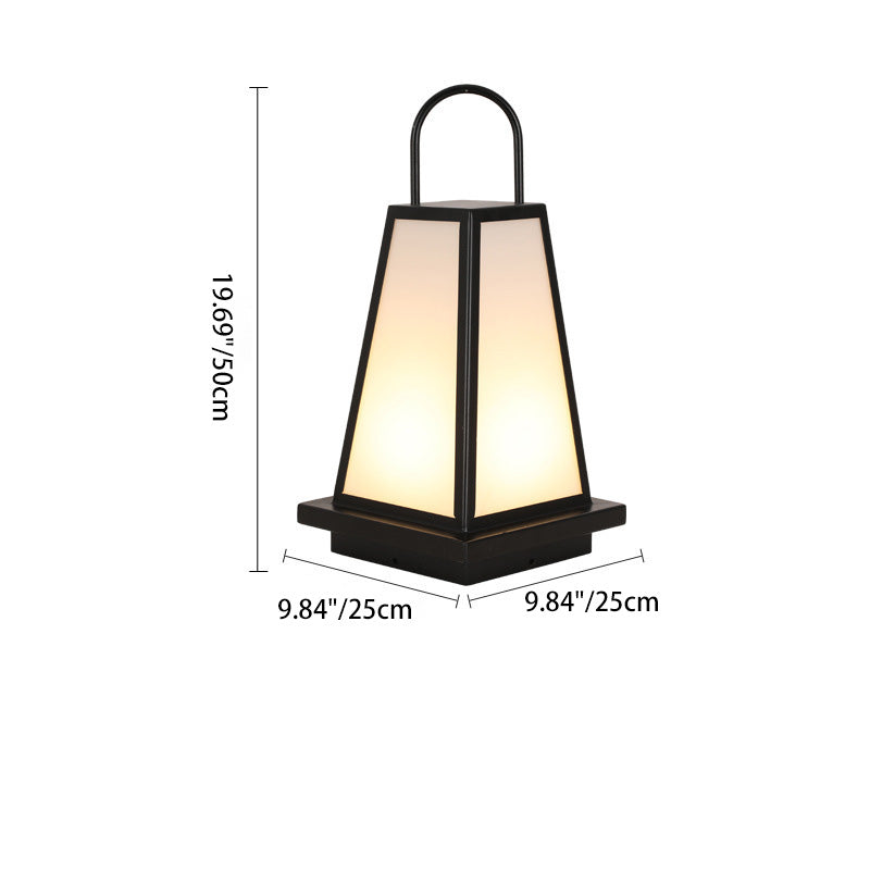 Zeitgenössische Industrielle Solar Eisen Acryl 1-Licht Außenpfostenlampe für den Garten | Karnz