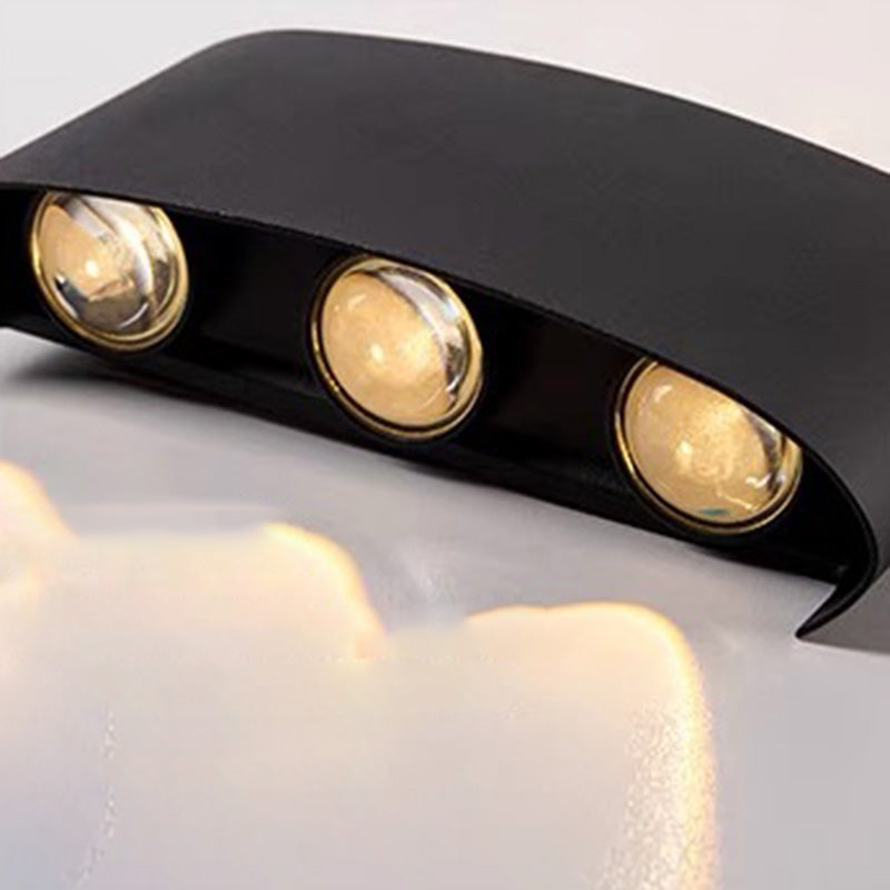 Zeitgemäße, schlichte LED-Wandleuchte aus Aluminium und Acryl, wasserdicht, für Terrassen und Außenbereiche