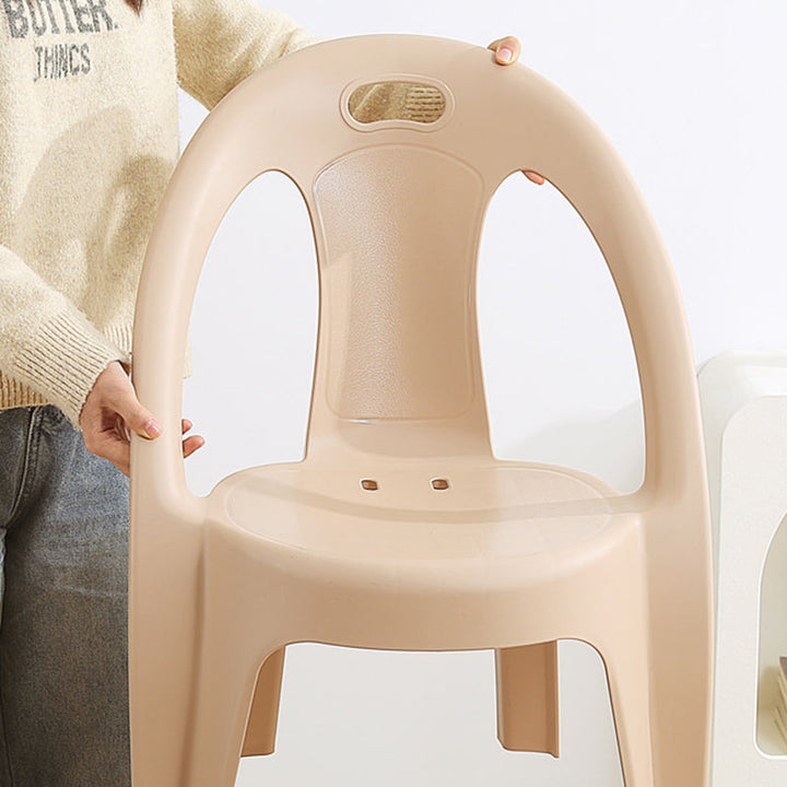 Moderner minimalistischer runder PP stapelbarer Rückenlehnen-Armpolster-Kinderstuhl für das Wohnzimmer | Karnz