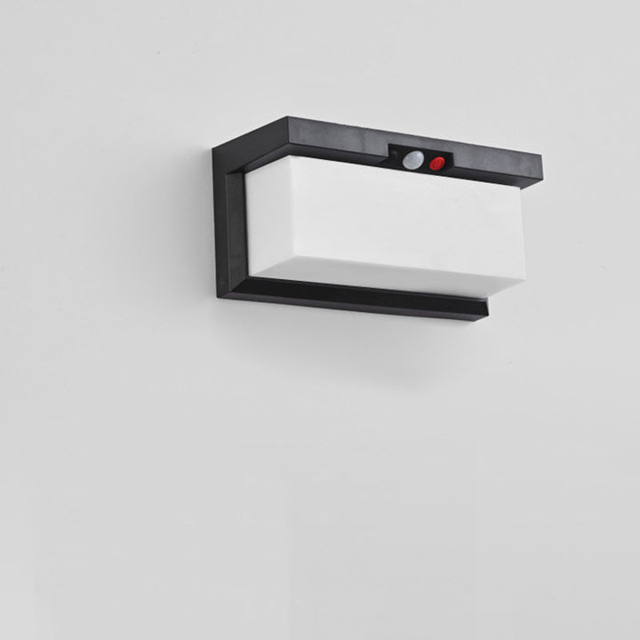 Moderner minimalistischer solar- und wasserdichter Kunststoff- und PC-rechteckiger LED-Wand sconce Lampe für außen, Terrasse und Garten | Karnz