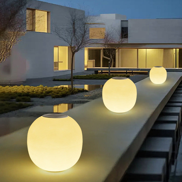 Moderner minimalistischer PE ovaler LED-Solar- und wasserdichter Außenleuchte für Garten und Terrasse | Karnz