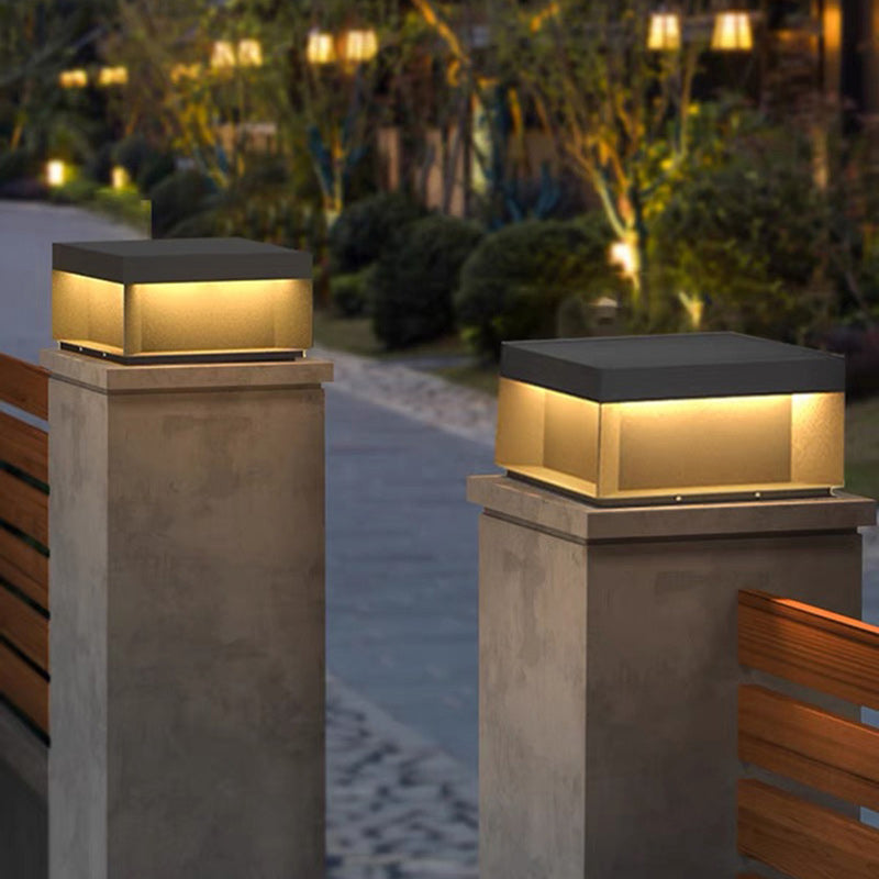 Moderne Minimalistische Edelstahl Quadratische LED Außenleuchte Mit Solar- und wasserdichten Eigenschaften Für Garten, Terrasse, Tor | Karnz