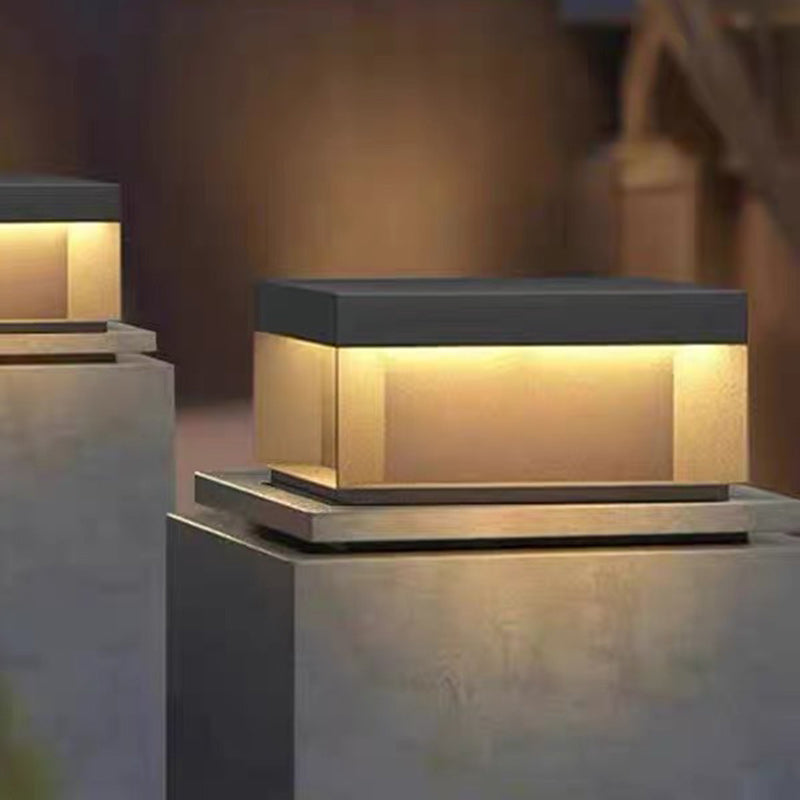 Moderne Minimalistische Edelstahl Quadratische LED Außenleuchte Mit Solar- und wasserdichten Eigenschaften Für Garten, Terrasse, Tor | Karnz