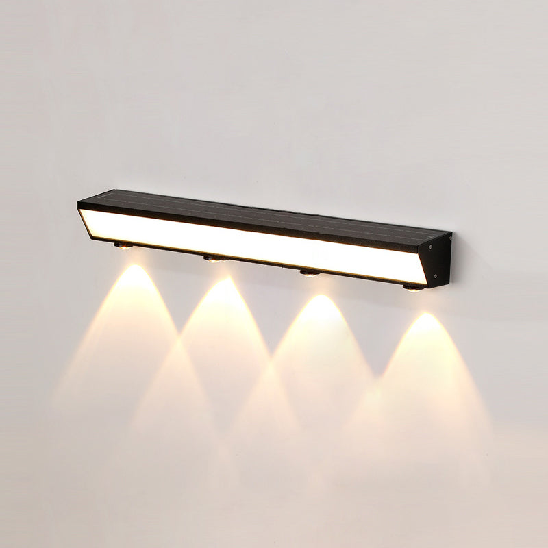 Solarbetriebene, wasserdichte, rechteckige LED-Wandleuchte mit Bewegungsmelder aus Acryl, Aluminium und Edelstahl für die Terrasse
