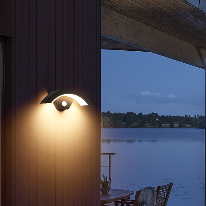 Moderner Minimalistischer Gebogener Aluminium Acryl LED Wandleuchtenlampe Für Garten | Karnz