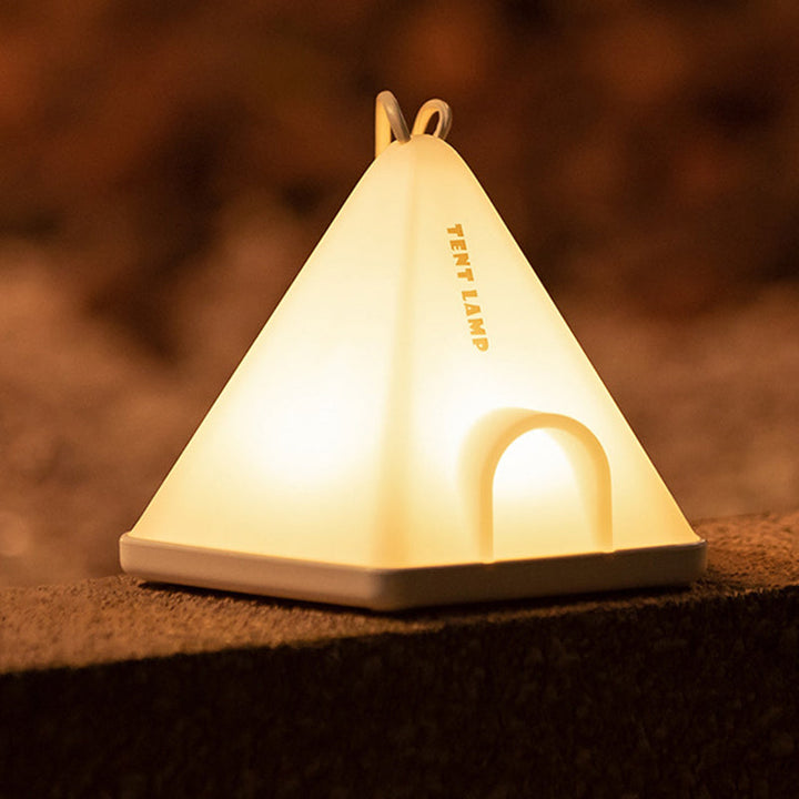 Zeitgenössische kreative Zeltform-Dreieck ABS PP LED Außenleuchte für Außenpatio | Karnz