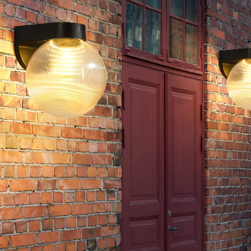 Moderne Einfachheit Wasserdichte Orb Polycarbonat Acryl 1-Licht Wand Scone Lampe Für Außenpatio | Karnz