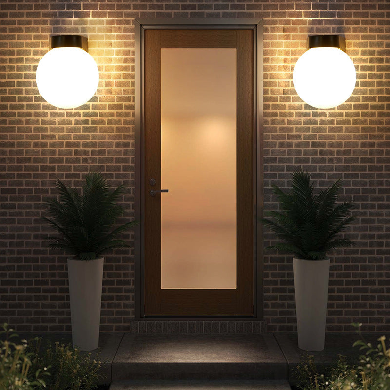 Moderne Einfachheit Wasserdichte Orb Polycarbonat Acryl 1-Licht Wand Scone Lampe Für Außenpatio | Karnz