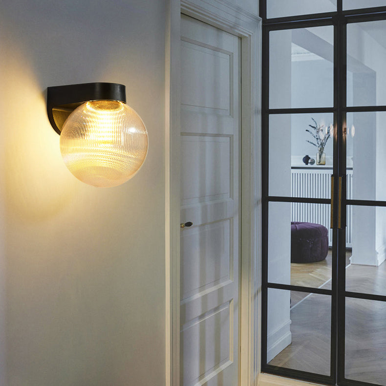 Moderne Einfachheit Wasserdichte Orb Polycarbonat Acryl 1-Licht Wand Scone Lampe Für Außenpatio | Karnz