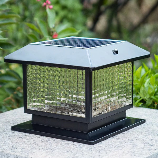 Moderner minimalistischer solarbetriebener wasserdichter rechteckiger Diamantstreifen-Glas-Schirm Aluminiumrahmen LED-Pfostenkopflicht für den Garten | Karnz
