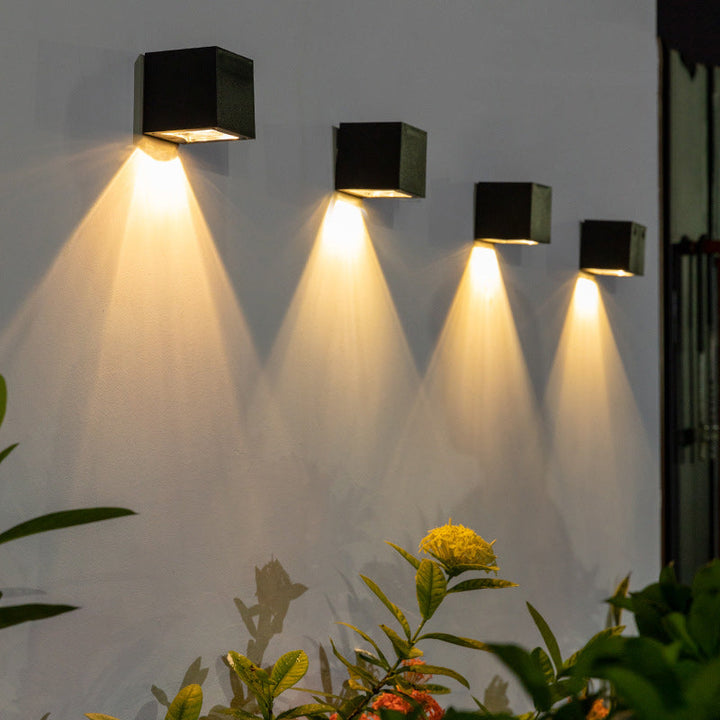 Moderner Minimalistischer Würfel Kunststoff Solar LED Wandleuchtenlampe für Garten | Karnz
