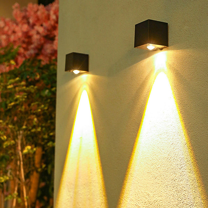 Moderner Minimalistischer Würfel Kunststoff Solar LED Wandleuchtenlampe für Garten | Karnz