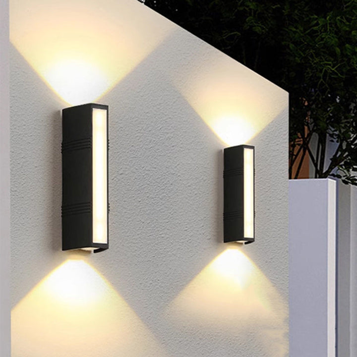 Moderner minimalistischer Säulen-Kunststoff-LED-Wandleuchtenlampen für Garten | Karnz