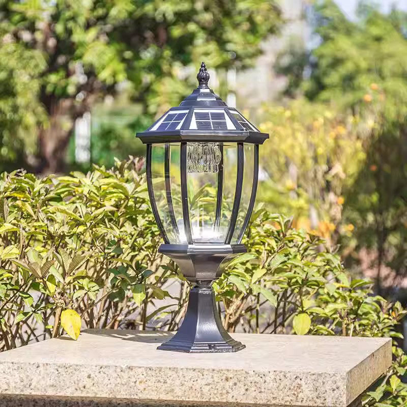 Zeitgenössische Retro-Hexagon-Aluminium-Glas-LED-Solar-Postkopf-Landschaftslicht Für Garten | Karnz