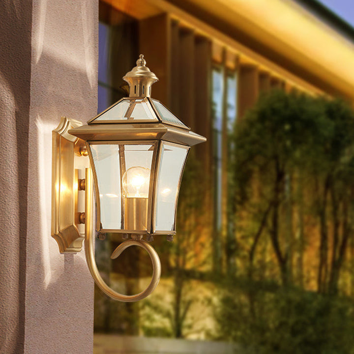 Traditionelle europäische Trapez Kupfer Glas 1-Licht Wandleuchte Lampe für Garten | Karnz