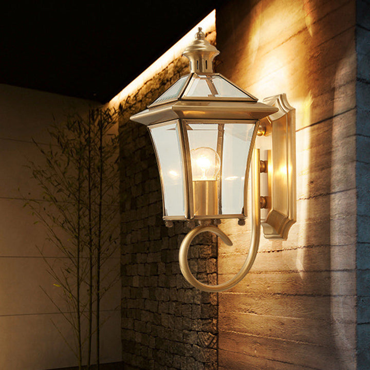 Traditionelle europäische Trapez Kupfer Glas 1-Licht Wandleuchte Lampe für Garten | Karnz