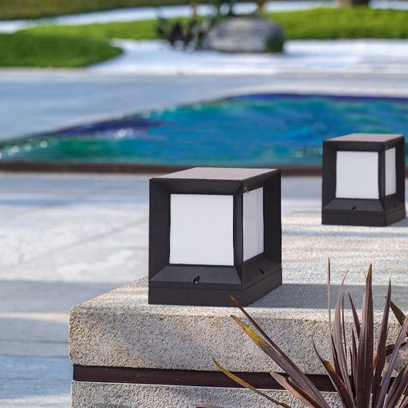 Moderner Minimalistischer Solar-Wasserdichter Quadratförmiger Aluminium-Acryl-LED-Außen-Straßenlaterne Für Garten | Karnz