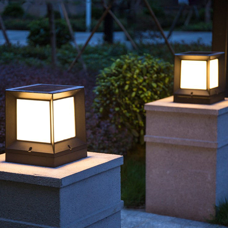 Moderner Minimalistischer Solar-Wasserdichter Quadratförmiger Aluminium-Acryl-LED-Außen-Straßenlaterne Für Garten | Karnz