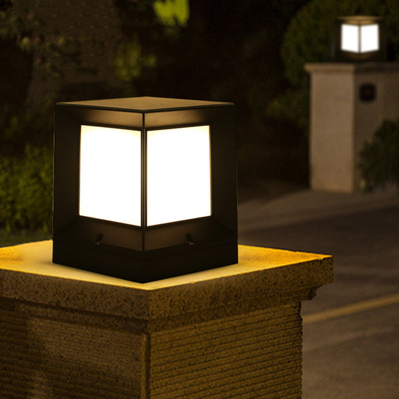 Moderner Minimalistischer Solar-Wasserdichter Quadratförmiger Aluminium-Acryl-LED-Außen-Straßenlaterne Für Garten | Karnz