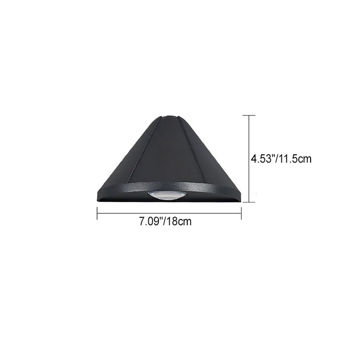 Moderner minimalistischer wasserdichter dreieckiger Halbring-Druckguss-Aluminium-PC-LED-Wandlicht für Außenpatio | Karnz