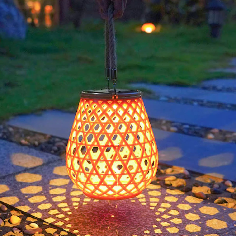 Traditionelles Chinesisches Solar-Wasserdicht Oval Rund Hollow Mesh ABS LED Außen Landschaftslicht Für Garten | Karnz