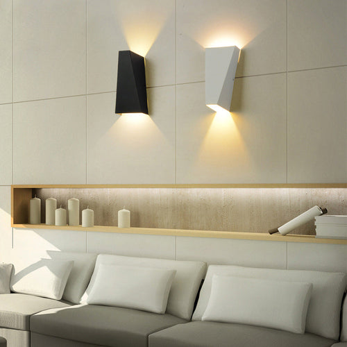 Moderne Minimalistische Wasserfeste Trapezförmige Aluminium Druckguss LED Außenwandleuchte für den Außenbereich | Karnz
