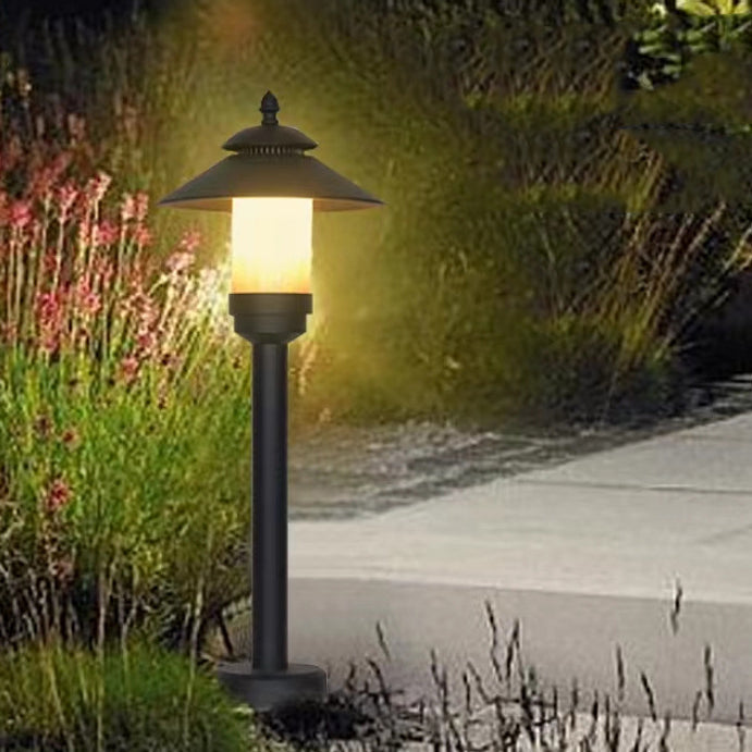 Traditionelle europäische wasserdichte halbrunde Zylinder-Aluminium-Dolomit 1-Licht Außenlandschaftslampe für den Garten | Karnz