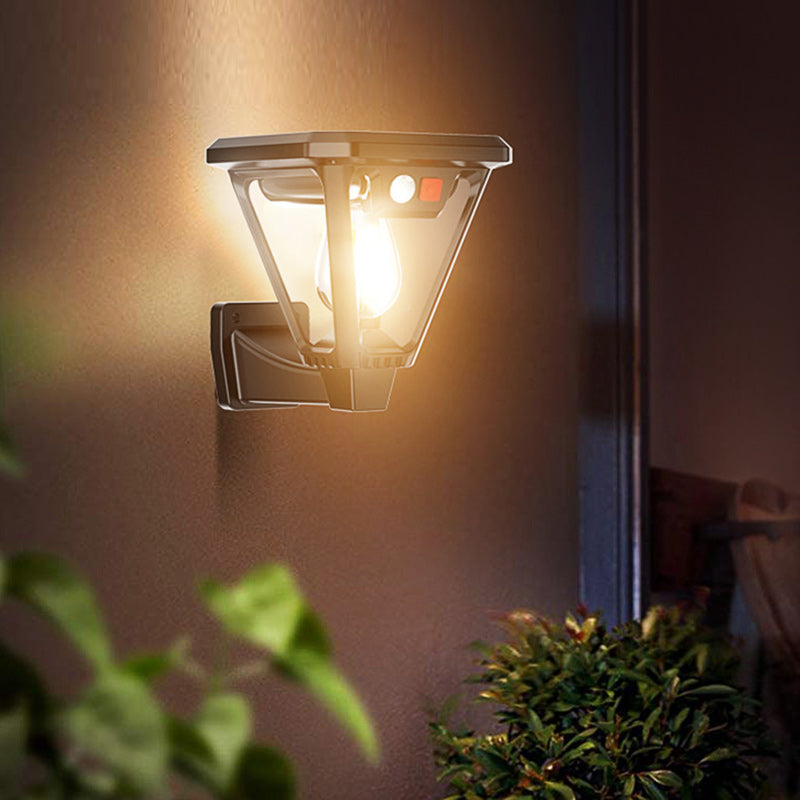 Zeitgenössische industrielle menschliche Körpersensor LED Solar wasserdicht Rasen Einstecklicht für den Außenbereich Patio | Karnz