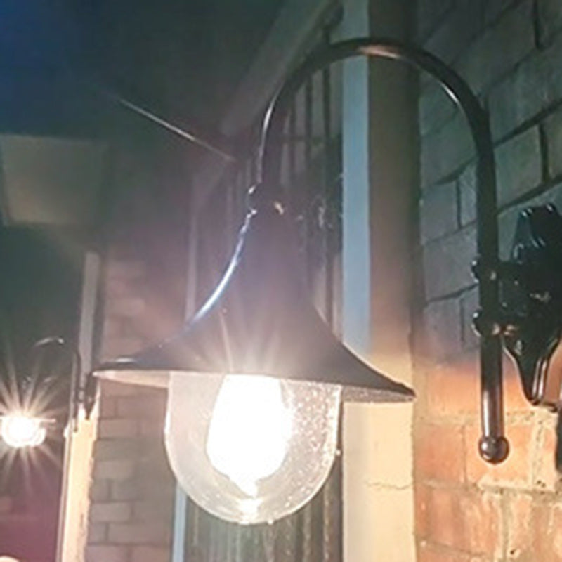 Moderne, schlichte Wandleuchte aus Aluminium mit Trompetenschirm und Glas, einflammig, für den Außenbereich, geeignet für den Garten