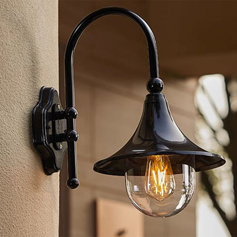 Moderne, schlichte Wandleuchte aus Aluminium mit Trompetenschirm und Glas, einflammig, für den Außenbereich, geeignet für den Garten