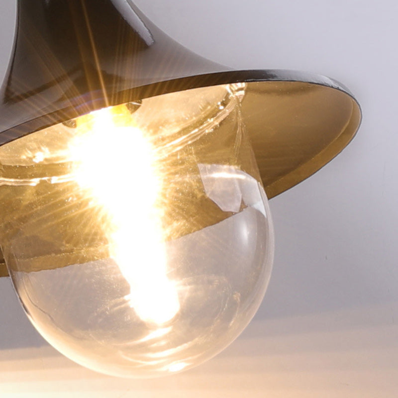 Moderne, schlichte Wandleuchte aus Aluminium mit Trompetenschirm und Glas, einflammig, für den Außenbereich, geeignet für den Garten