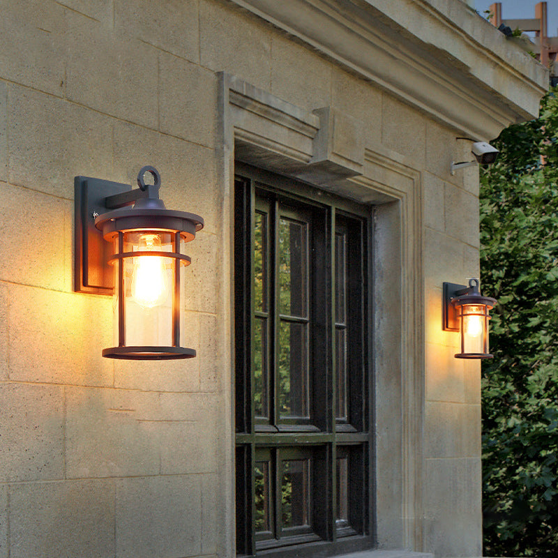 Zeitgenössische industrielle Zylinder Aluminium Glas Shade 1-Licht wasserdichte Wandlaampe für Außenterrasse | Karnz