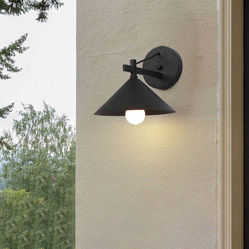 Zeitgenössische Nordische Eisen Geometrische Kegel 1-Licht Außen Wasserfeste Wandleuchte Für Garten | Karnz