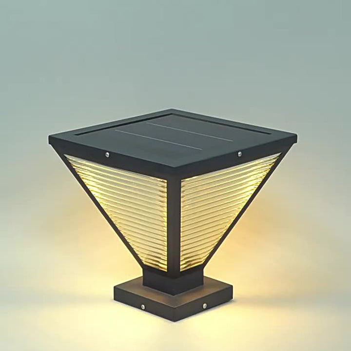 Modern Minimalist Solar Waterproof Square Prismatic Stainless Steel Glass LED Außenleuchte Für Patio | Karnz
