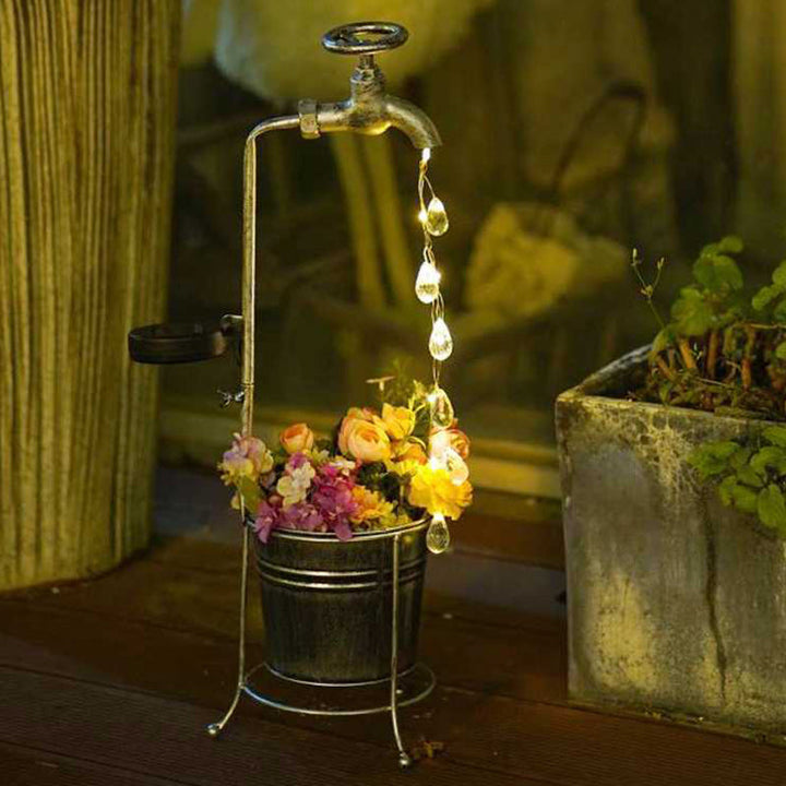 Moderne Art Deco Solar Wasserhahn Wasser Tropfen Fließendes Wasser Pflanzenform Eisen LED Außenlicht Für Garten | Karnz