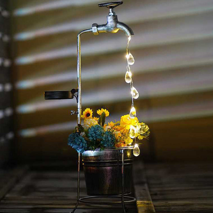 Moderne Art Deco Solar Wasserhahn Wasser Tropfen Fließendes Wasser Pflanzenform Eisen LED Außenlicht Für Garten | Karnz